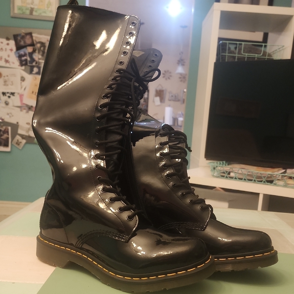 Black Patent Leather 20 Hole Lace-Up Boots Also With Zipper... Knee High